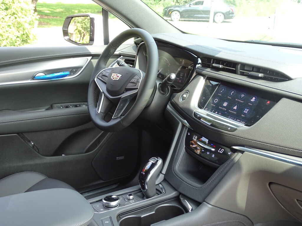 Vehicle image 23 of 39