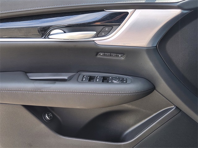 2025 Cadillac XT5 Premium Luxury Image 20 of 25