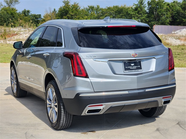 2025 Cadillac XT5 Premium Luxury Image 4 of 25