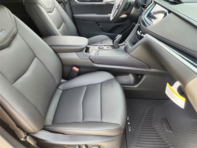 2025 Cadillac XT5 Premium Luxury Image 11 of 25