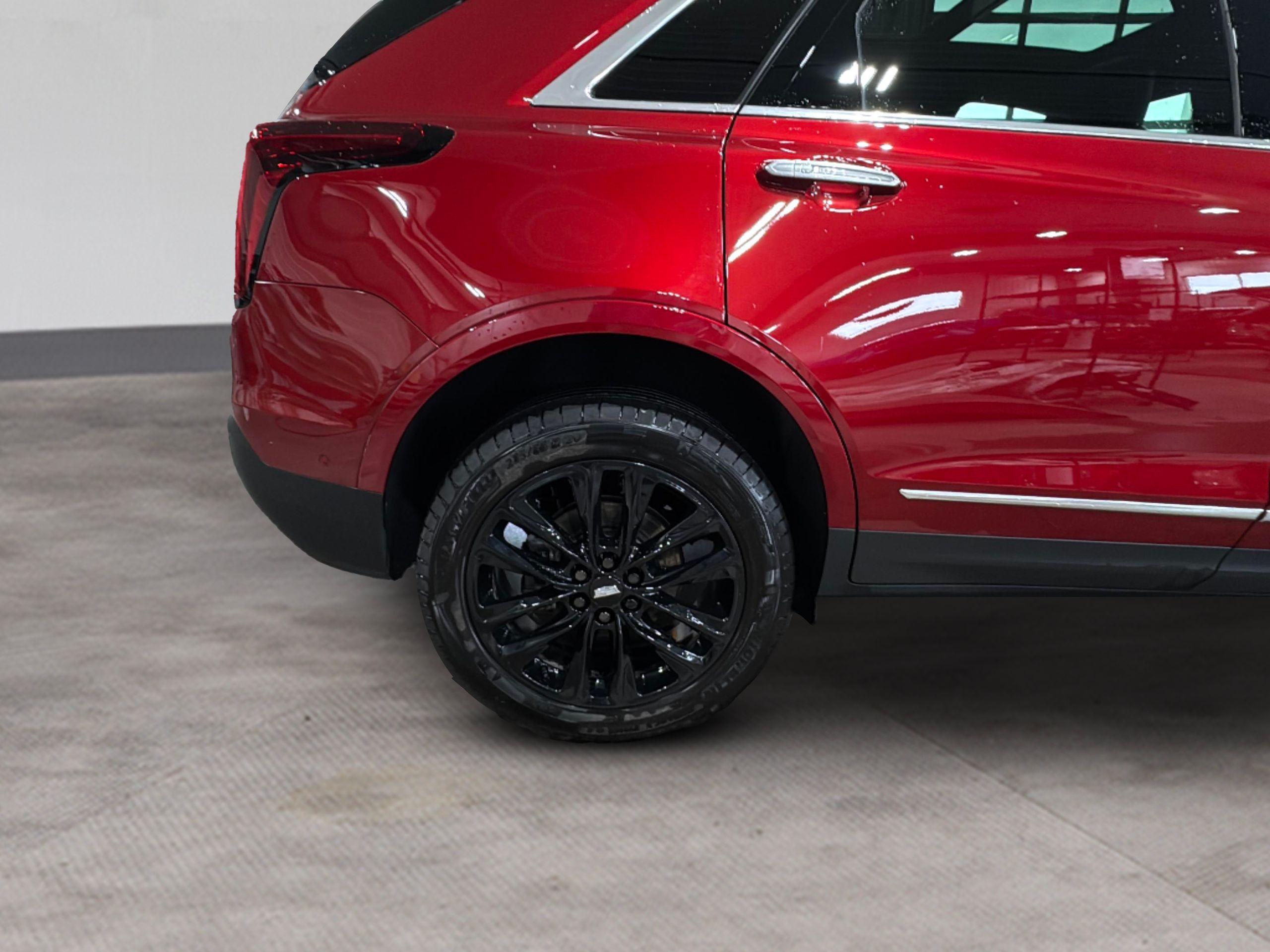 Vehicle image 29 of 32