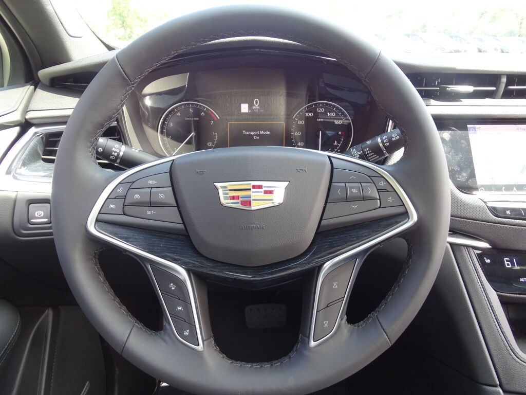 Vehicle image 34 of 37