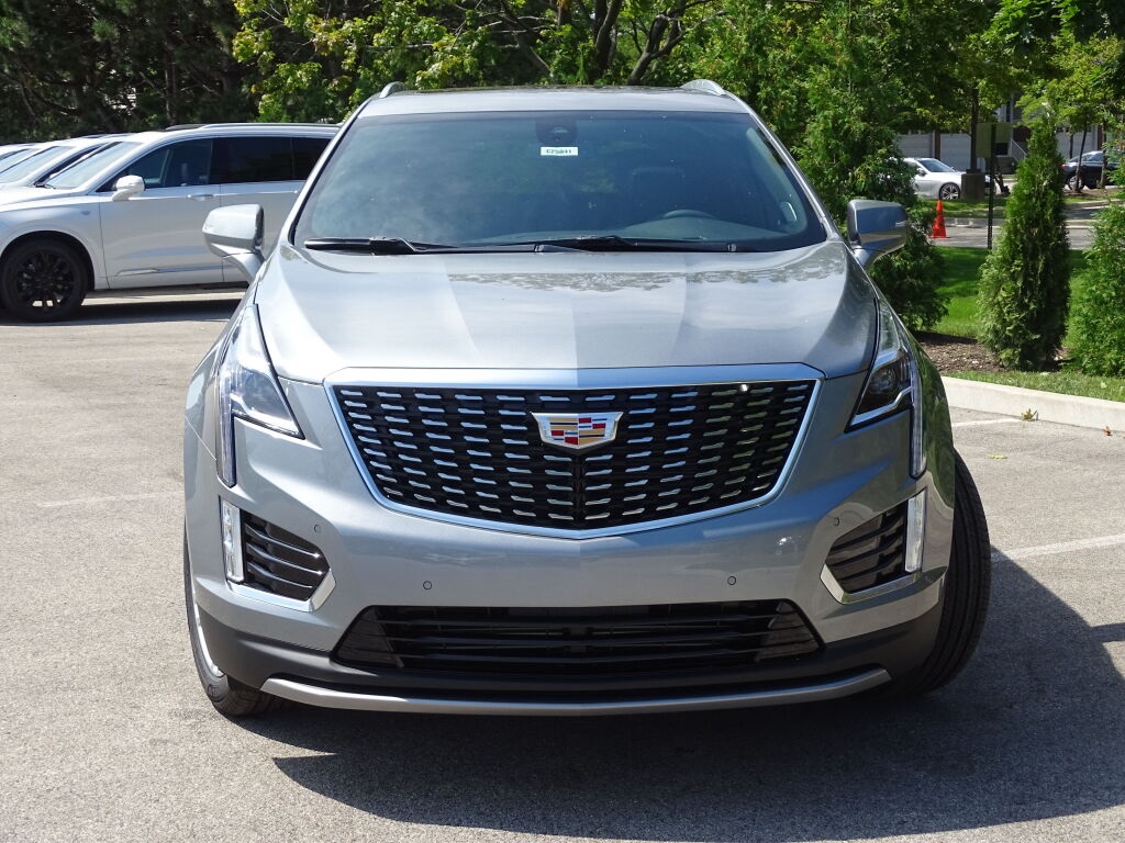 Vehicle image 2 of 37