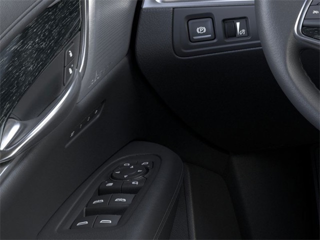 Vehicle image 17 of 24