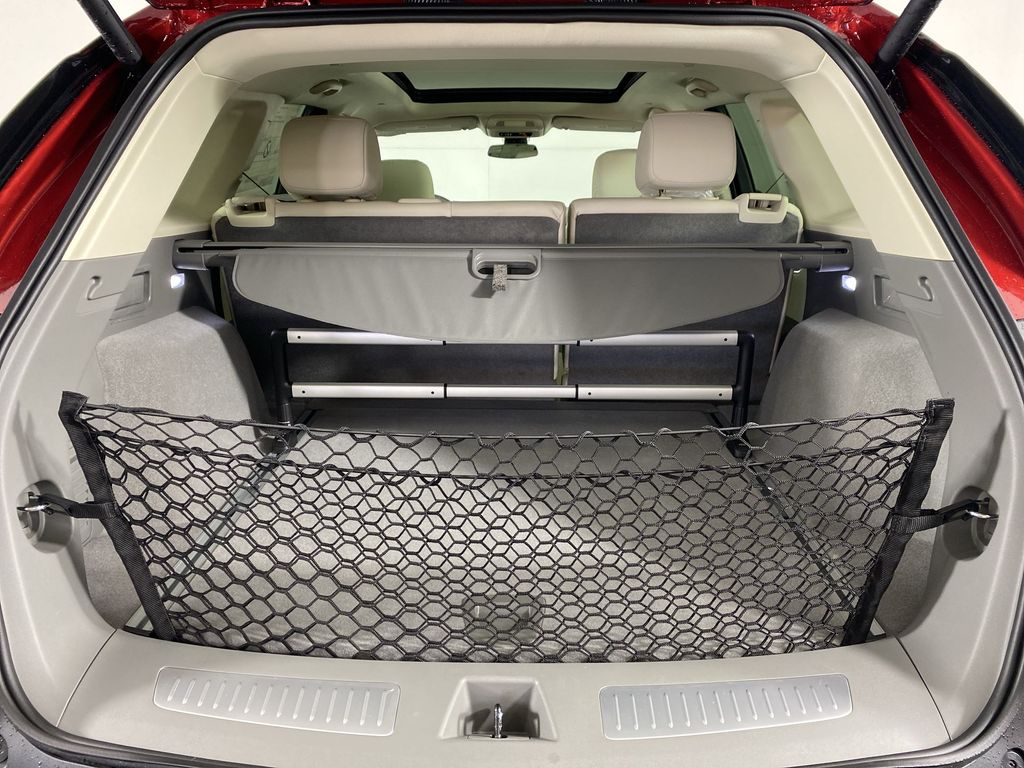 2025 Cadillac XT5 Premium Luxury Image 12 of 34