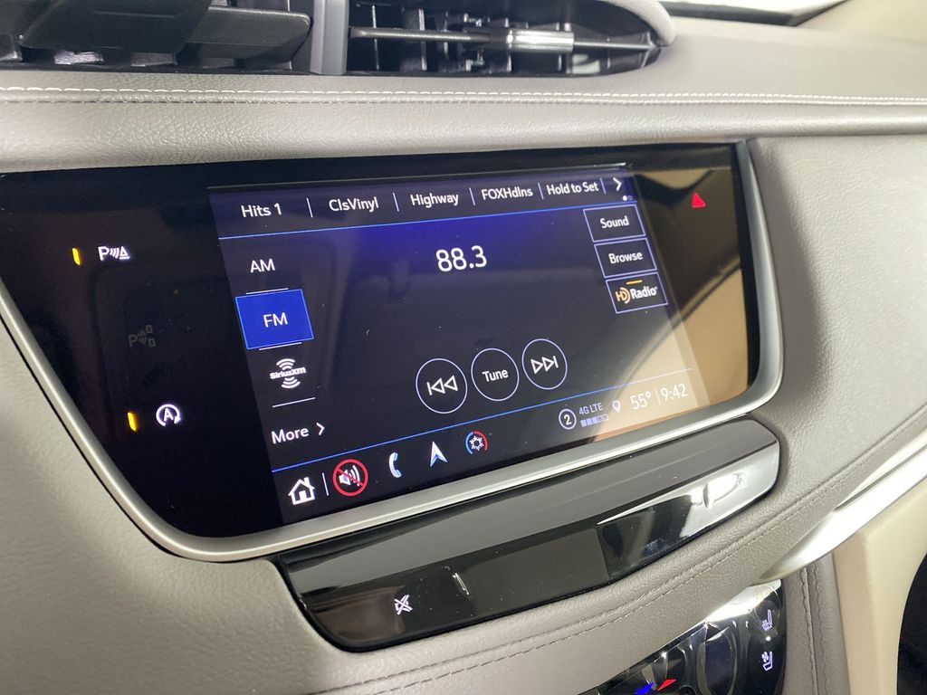 2025 Cadillac XT5 Premium Luxury Image 20 of 34