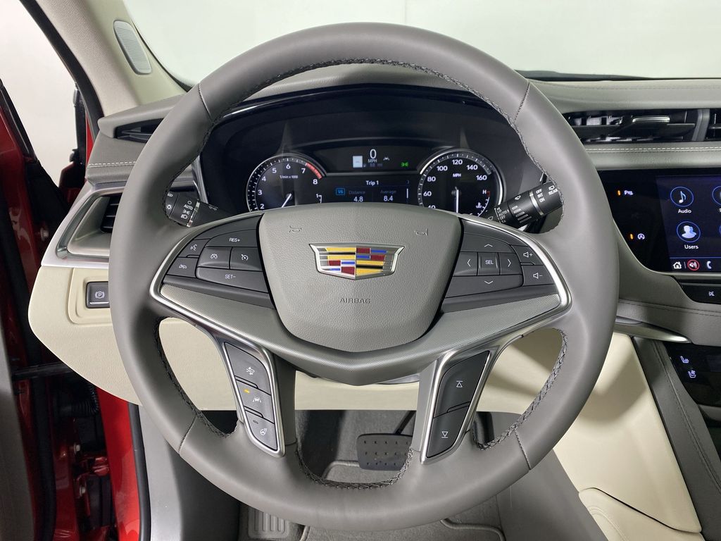 2025 Cadillac XT5 Premium Luxury Image 30 of 34