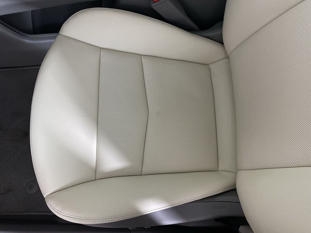 2025 Cadillac XT5 Premium Luxury Image 33 of 34