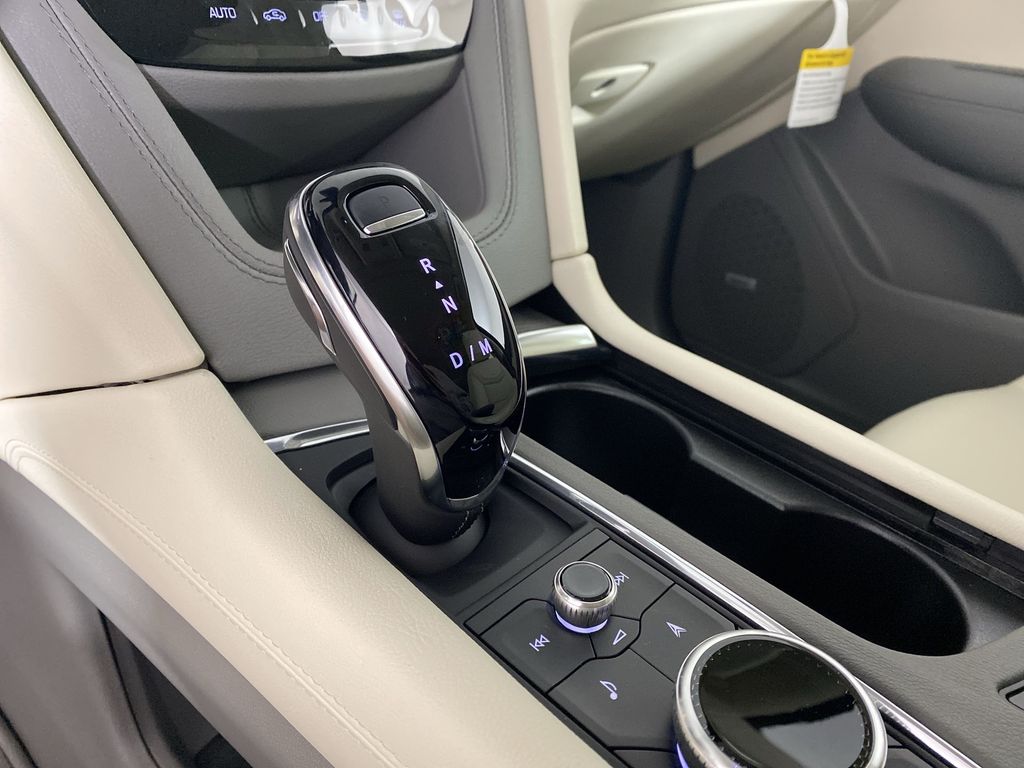 2025 Cadillac XT5 Premium Luxury Image 23 of 34