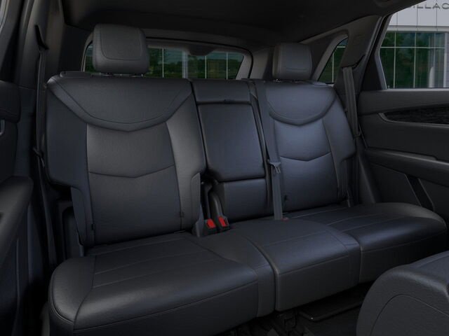 Vehicle image 17 of 24