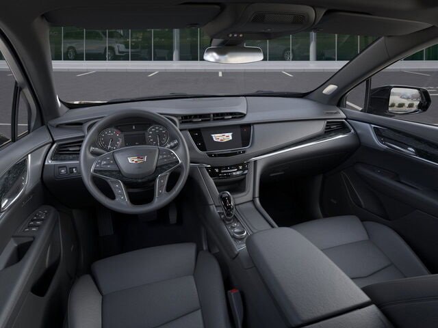Vehicle image 15 of 24