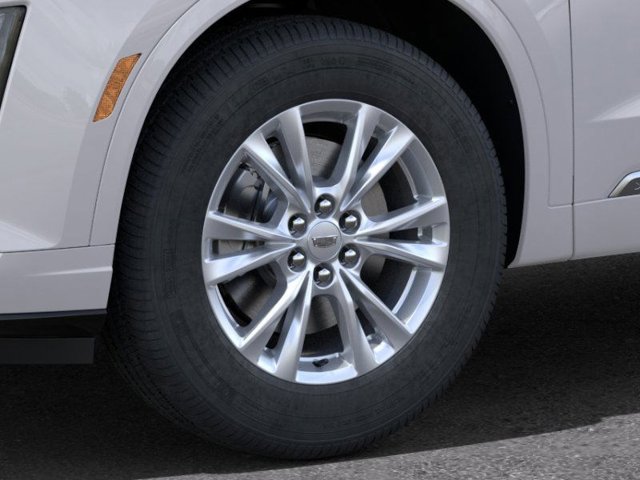 Vehicle image 9 of 24