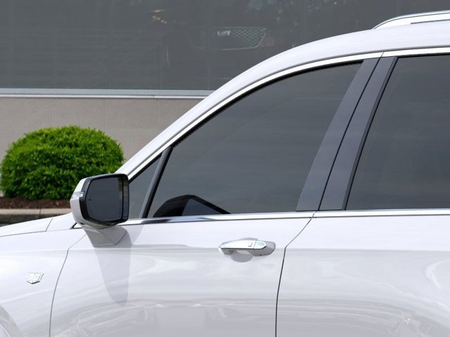 Vehicle image 12 of 24