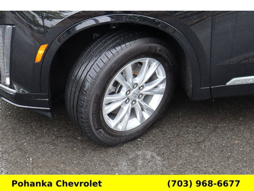 Vehicle image 27 of 33