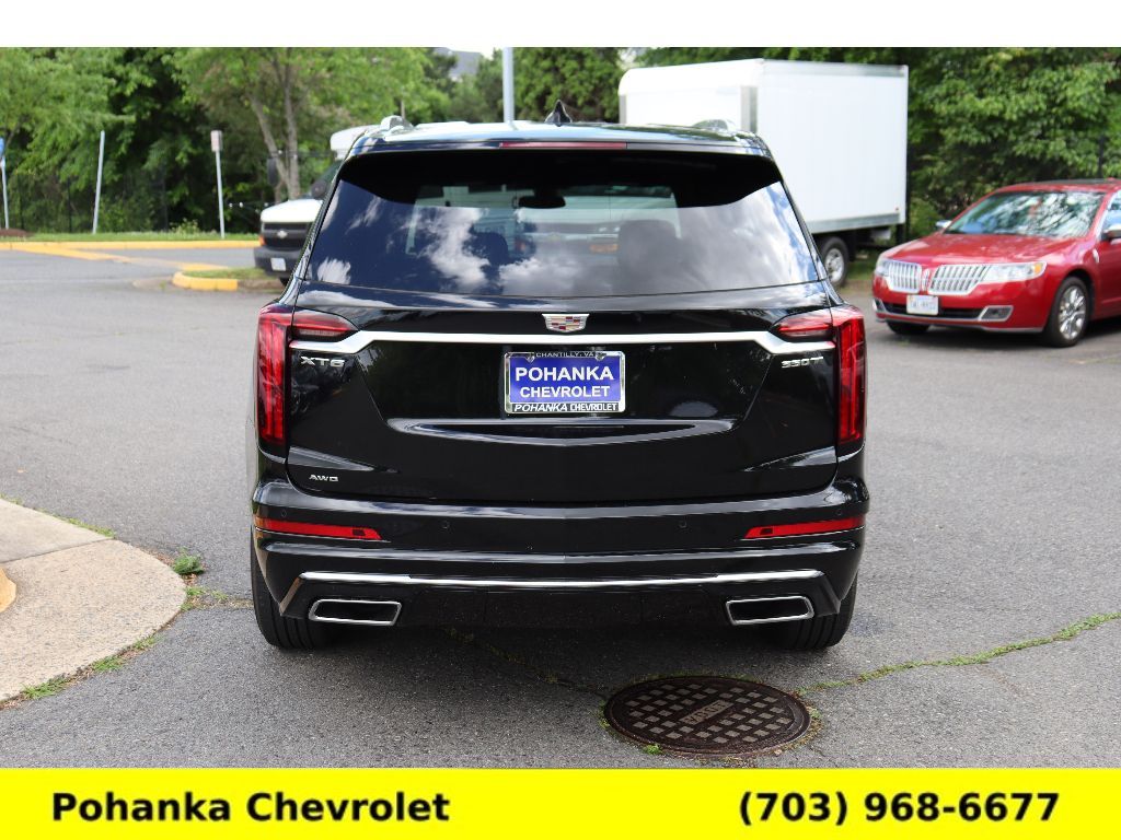 Vehicle image 6 of 33