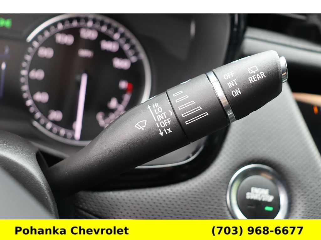 Vehicle image 14 of 33