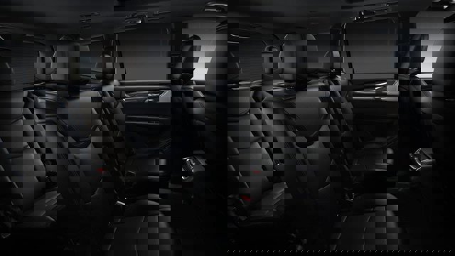 Vehicle image 12 of 13