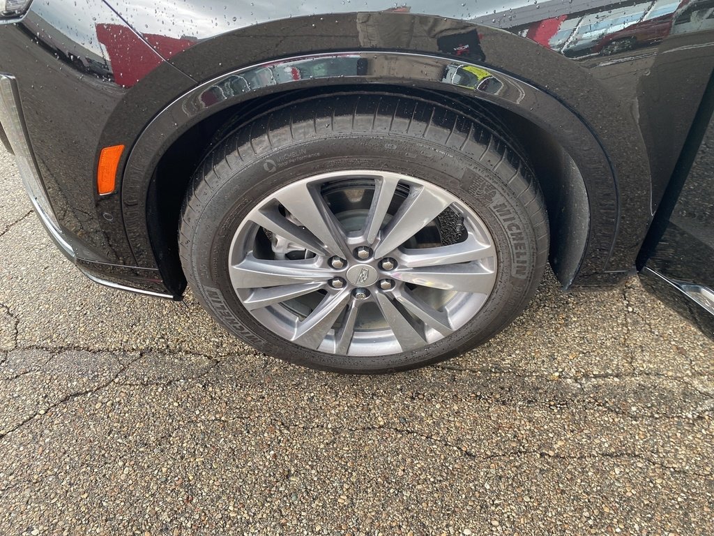 Vehicle image 9 of 26