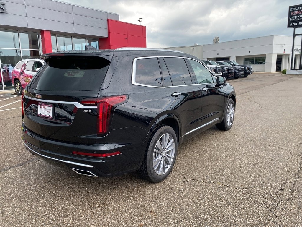 Vehicle image 5 of 26