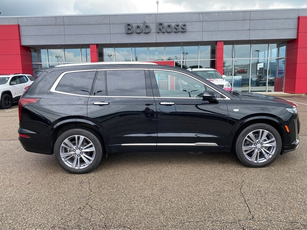 Vehicle image 4 of 26