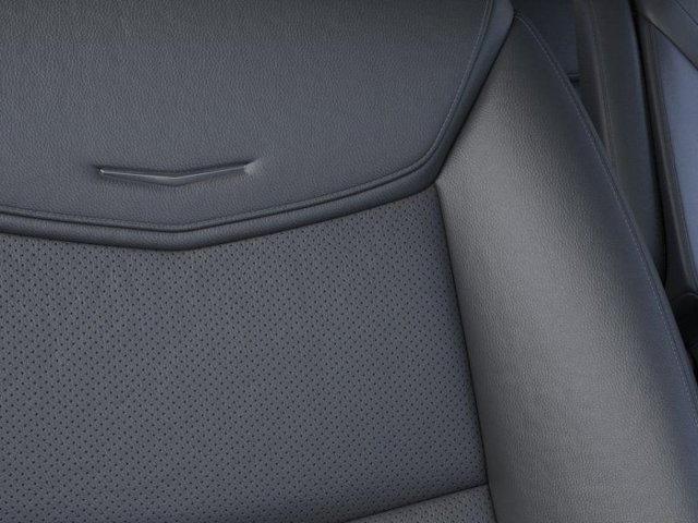 Vehicle image 21 of 24