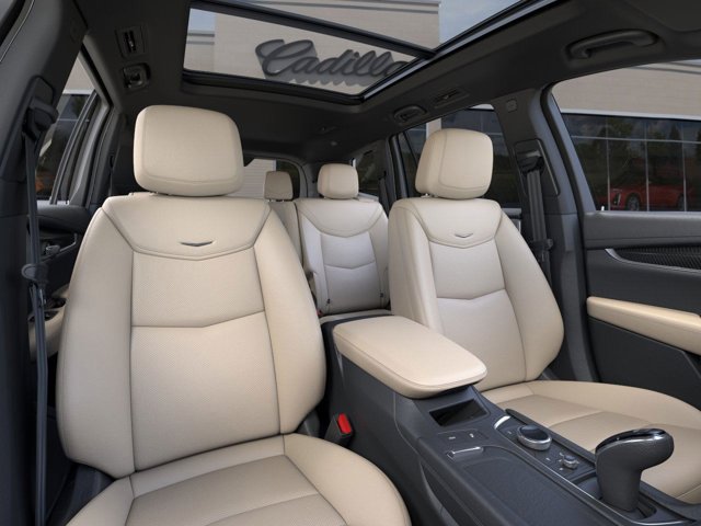 2025 Cadillac XT6 Sport Image 11 of 24