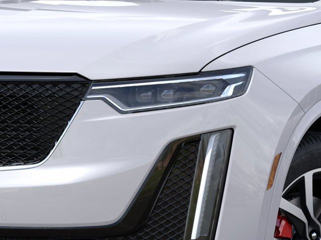 2025 Cadillac XT6 Sport Image 22 of 24