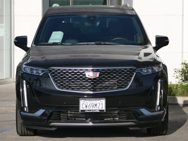 Vehicle image 2 of 32