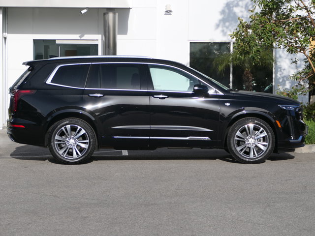 Vehicle image 4 of 32