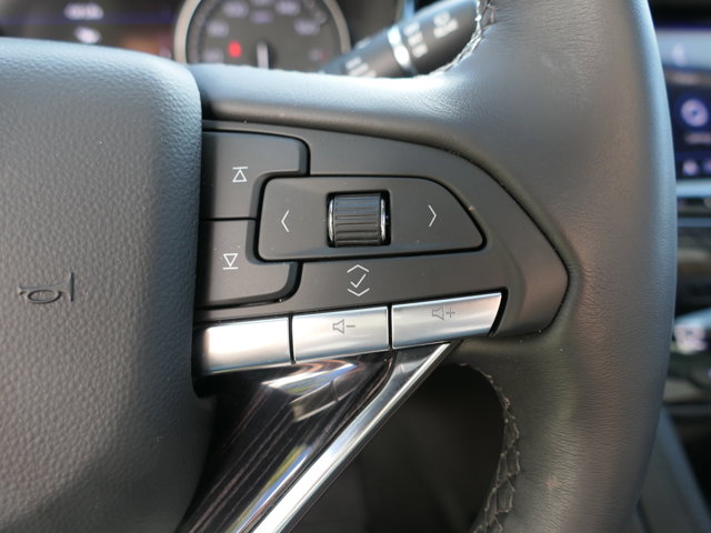 Vehicle image 19 of 32