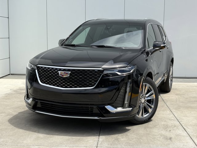 2025 Cadillac XT6 Premium Luxury Image 2 of 35