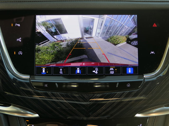 Vehicle image 24 of 33