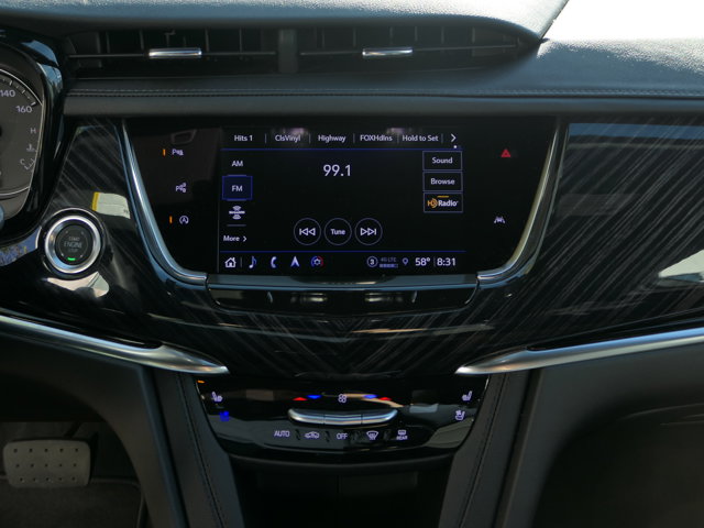 Vehicle image 23 of 33