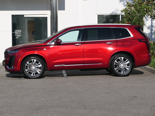 Vehicle image 8 of 33