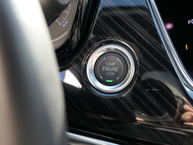 Vehicle image 20 of 33