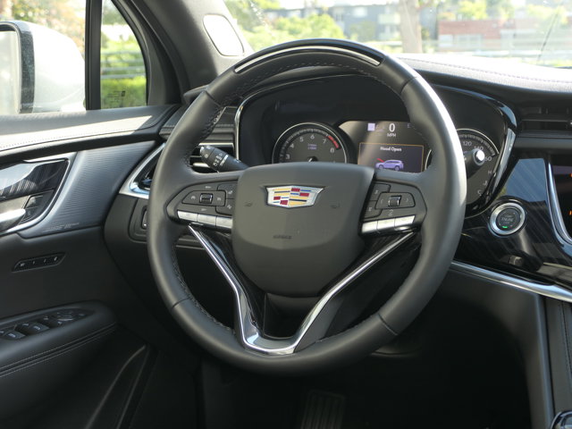 Vehicle image 29 of 33