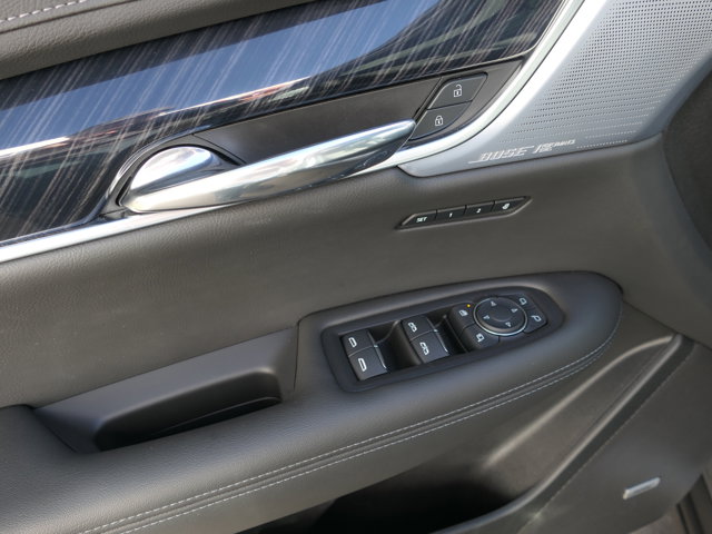 Vehicle image 16 of 33