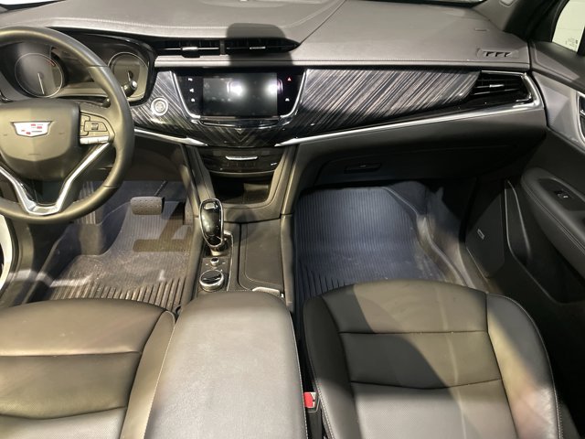 Vehicle image 28 of 35