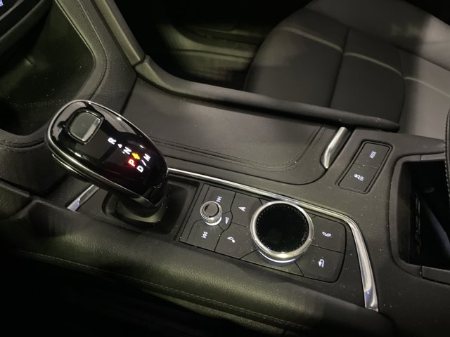 Vehicle image 23 of 35