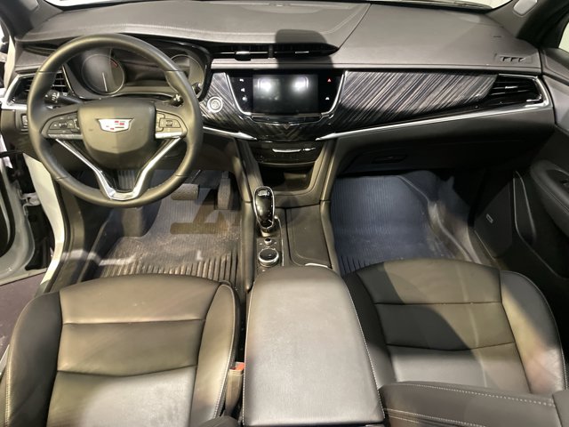 Vehicle image 27 of 35