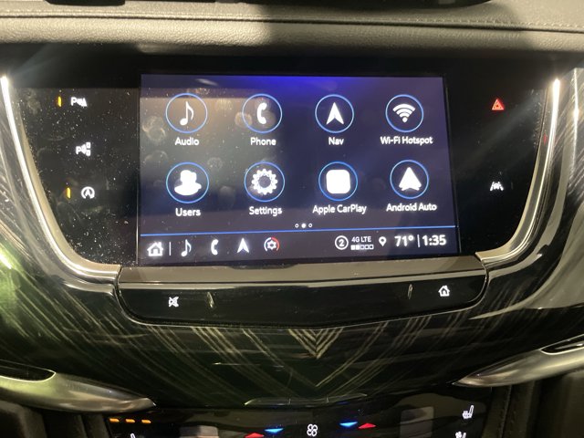 Vehicle image 21 of 35