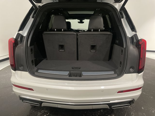 Vehicle image 31 of 35