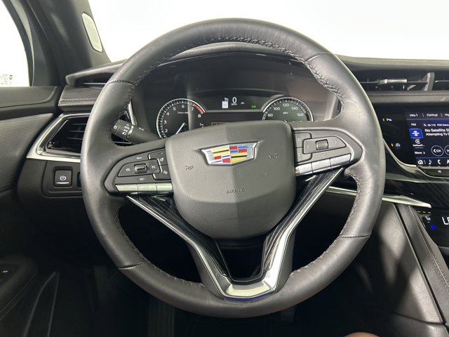 Vehicle image 40 of 47