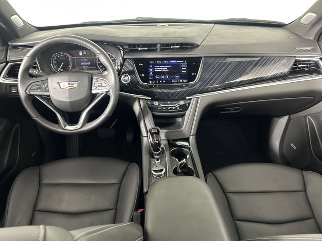 Vehicle image 23 of 47