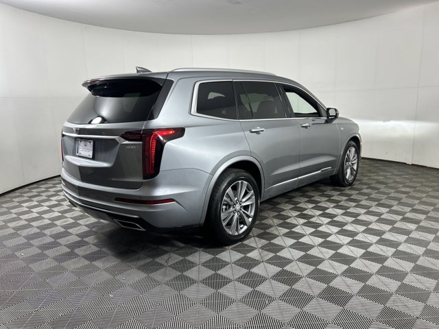Vehicle image 5 of 47