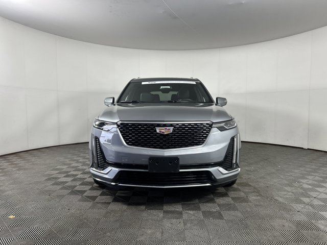Vehicle image 2 of 47
