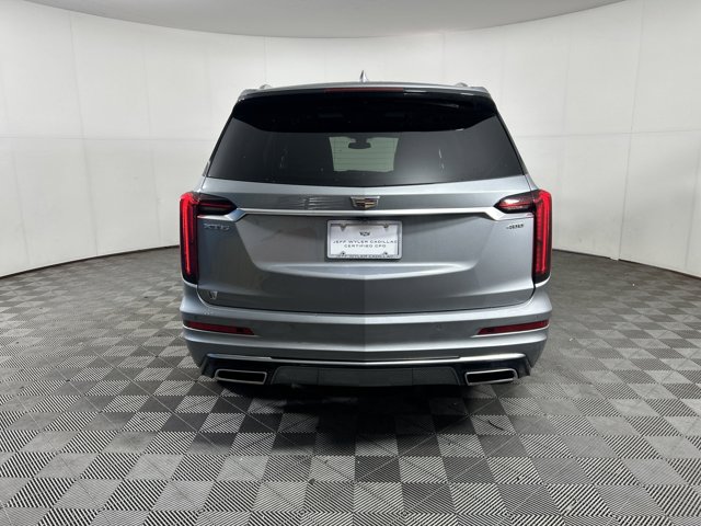 Vehicle image 6 of 47