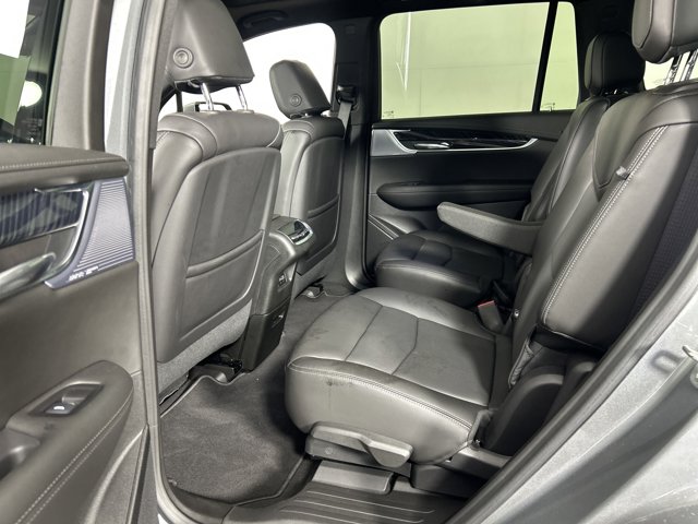 Vehicle image 14 of 47