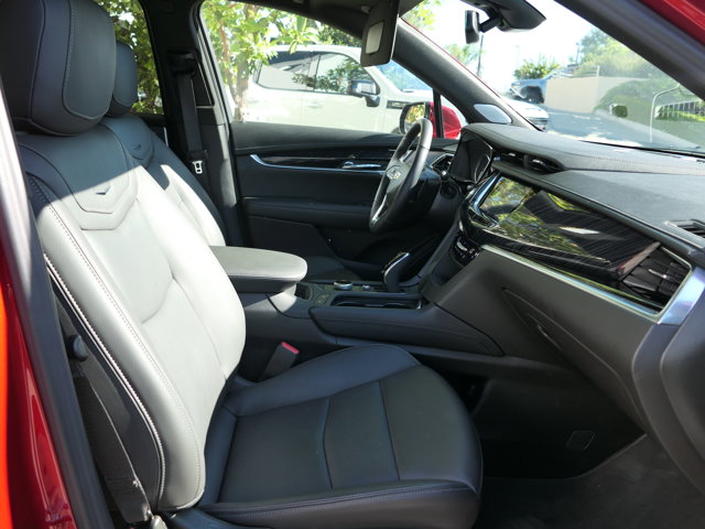 Vehicle image 15 of 31