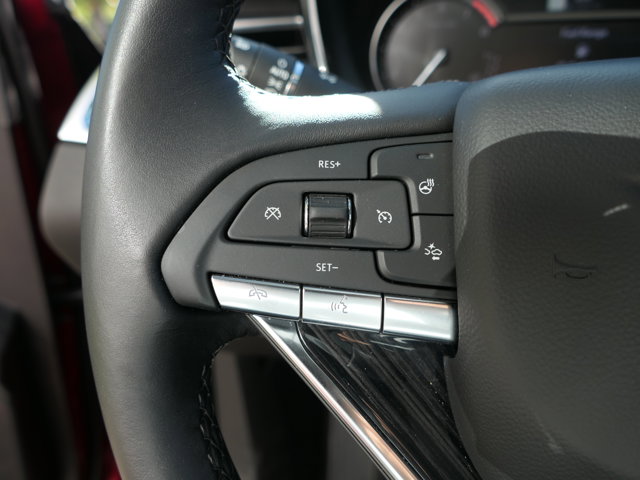 Vehicle image 24 of 31